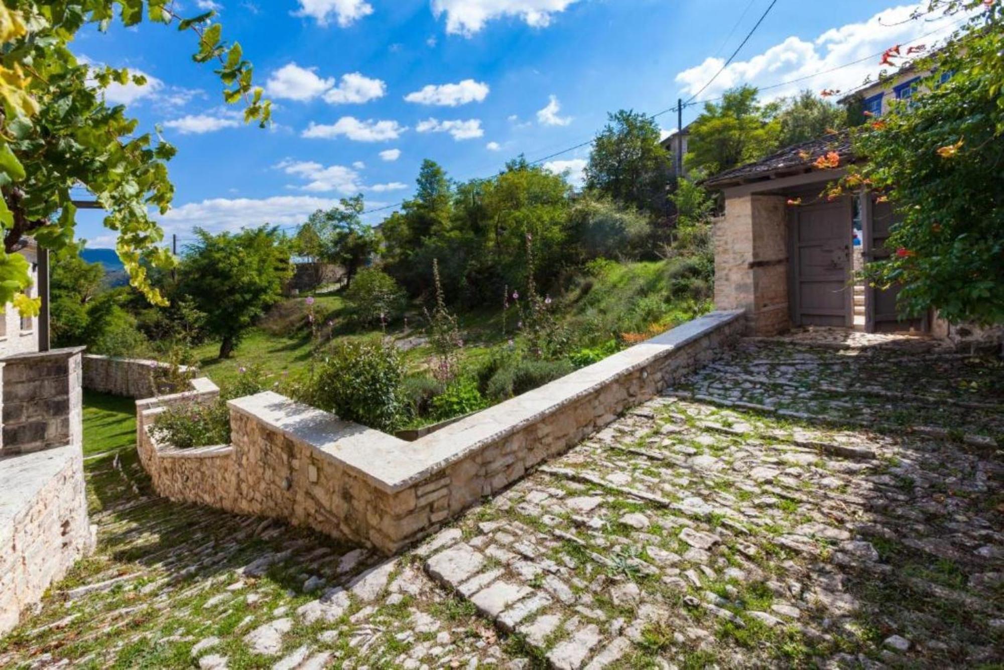 "Apeiros Chora" Hotel, Zagori Kato Pedina Екстер'єр фото
